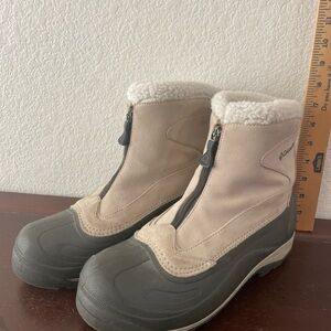 Columbia Women’s Snow Shoes Sz 10 / EUR 41 Thermolite Cascadian Snowchill